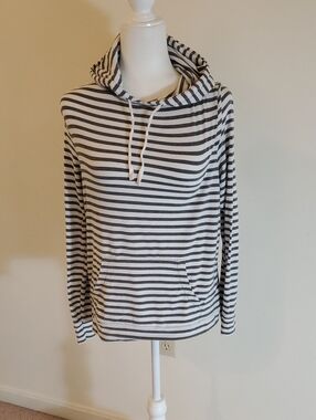 Striped Hooded Pullover Sweatshirt - Black & White